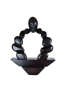 Sculptură în lemn "Enigma" realizată de Ioan Zobu, "Enigma" wooden sculpture by Ioan Zobu