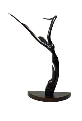 Sculptură în lemn "Euforia" realizată de Ioan Zobu, "Euforia" wooden sculpture by Ioan Zobu